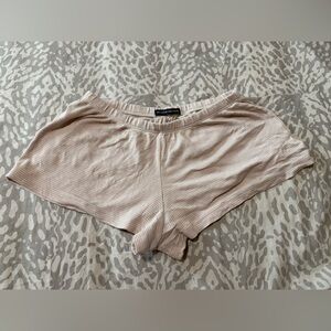 Brandy Melville White and Pink Striped Boxer Shorts | One Size | Good Condition